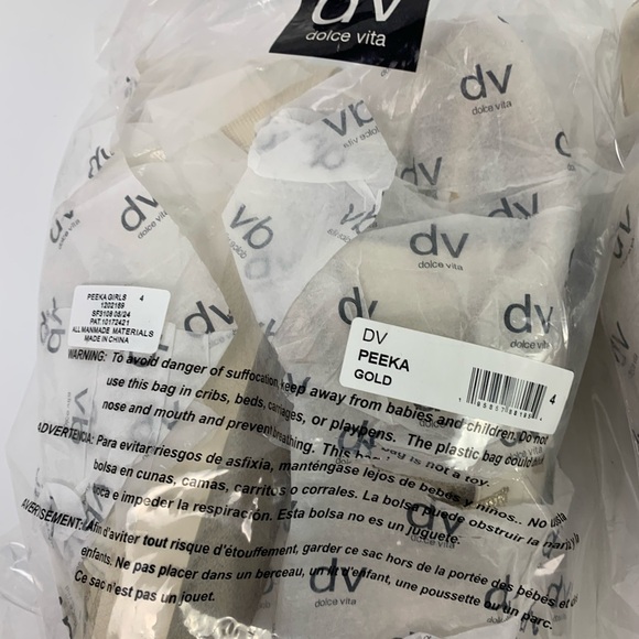 NEW DV Dolce Vita Peeka Girl's Size 5 Sneaker Gold Slip On - Picture 8 of 10